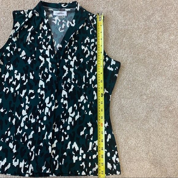 Calvin Klein emerald green black white Sleeveless Leopard-Print Blouse Sz XS - Picture 11 of 12